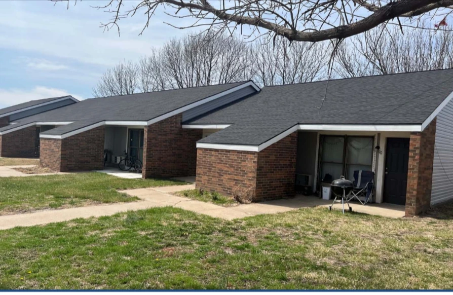 Grand Ave Apartments