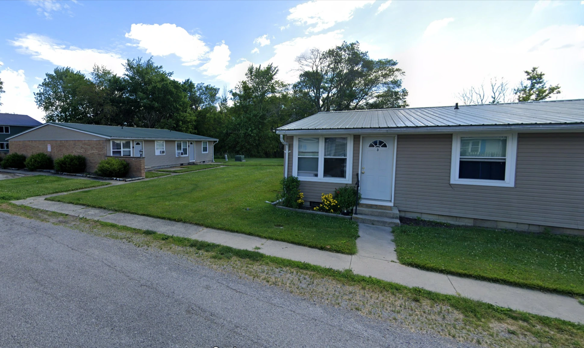 Oak Street Apartments